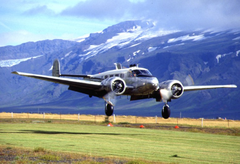 TF-JFA Beechcraft C-45H  (AT-11*)