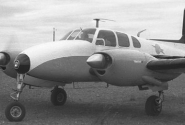 TF-ESD  Beechcraft D-50B Twin Bonanza
