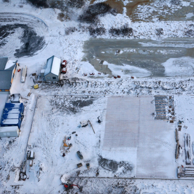 Séð niður á gólfplötuna 13 janúar 2007.