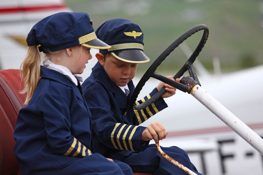 Ungir framtíðarflugmenn