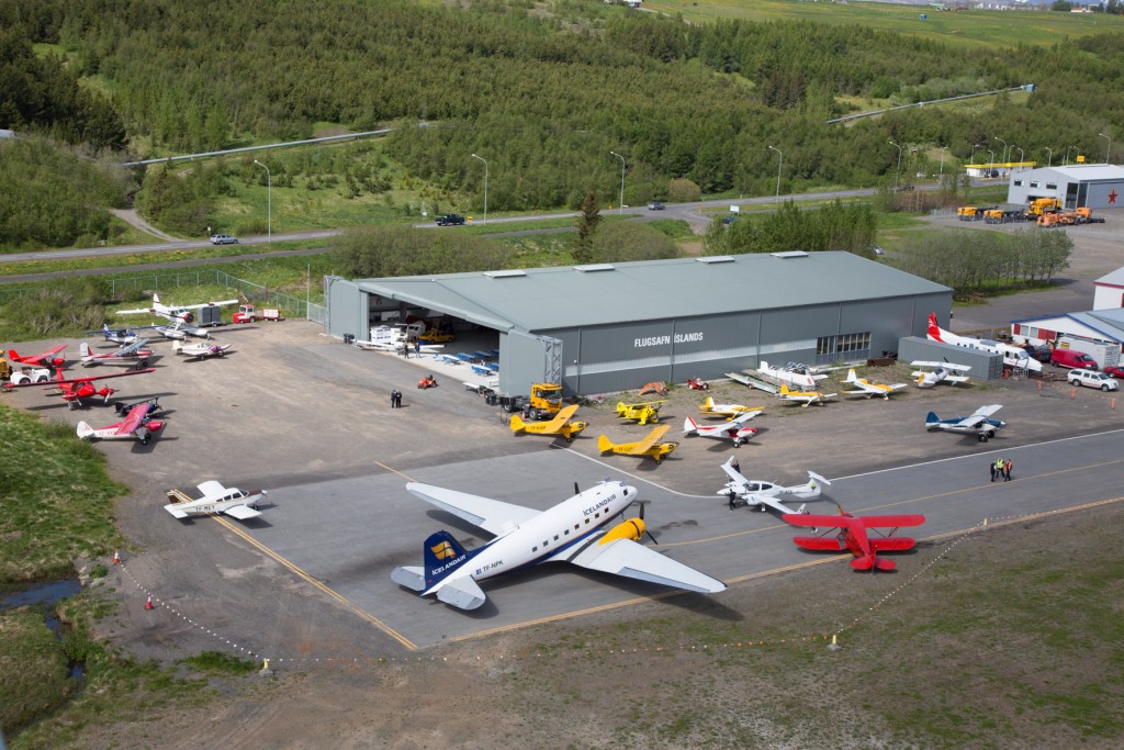 Séð yfir útisvæði Flugsafns Íslands