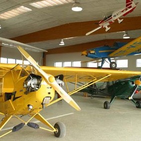 Þessar flugvélar hafa allar verið heimilisfastar á Akureyri um margra áratuga skeið.